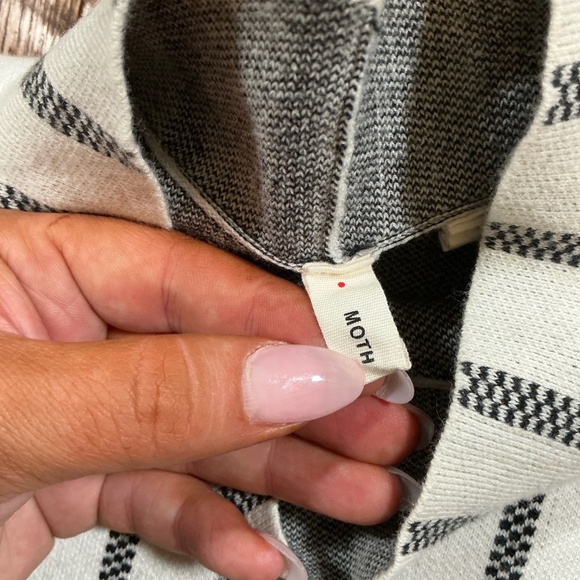 MOTH Striped Mock Neck Sleeveless Sweater Tank Top Small Black White - Picture 4 of 7